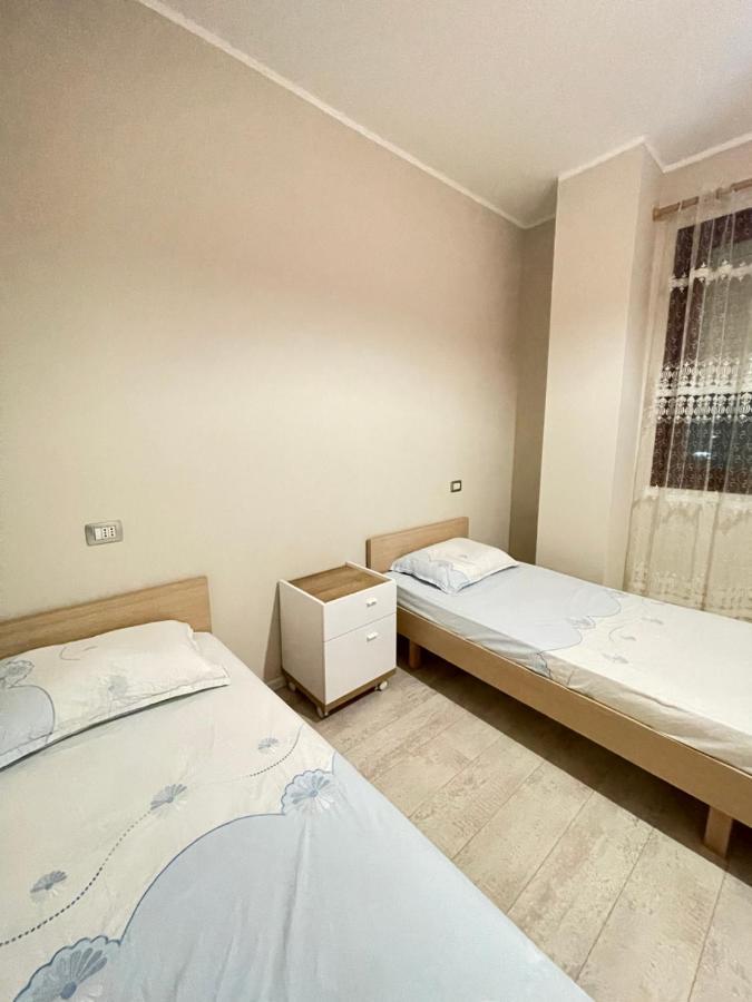 Mediterranean Sea Apartment City Center Durrës Eksteriør billede